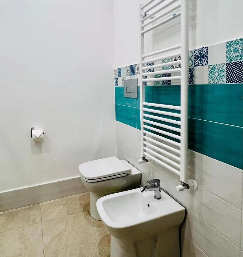 La Casa Di Elisa Mini Apartment - Palermo Bed & Breakfast